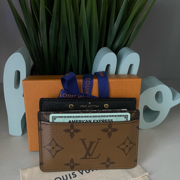 Louis Vuitton - Picture 12 of 13